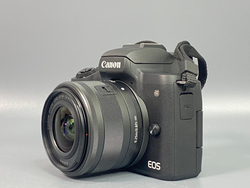 Canon M50 Mark II kit 15-45mm 2000 кадров