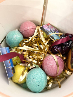 Воздушные шары шляпная коробка с фото №3378