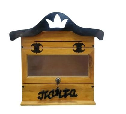 Почтовый ящик из дерева