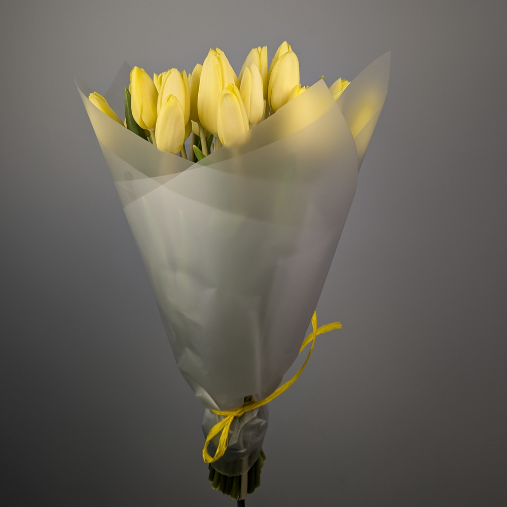 Букет из 33 Тюльпанов Крем Фреш