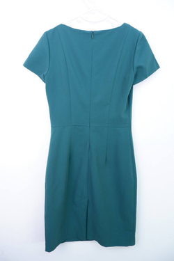 Платье Stets лаконичное, визуально на 44 размер