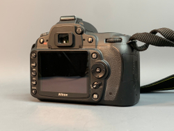 Nikon D90 ошибка, затвор не срабатывает