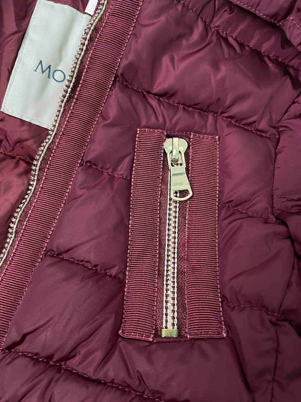 Пуховик Moncler