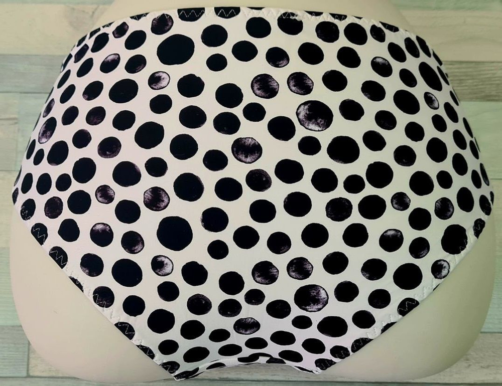 Плавки с регуляцией высоты и рисунком в горох (Размер: XXXL) (Цвет: черный с белым)