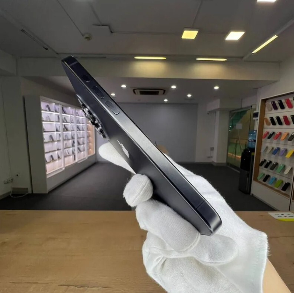 iPhone 15 Pro, 256 ГБ б/у
