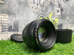 Canon EF 50mm 1.4 USM