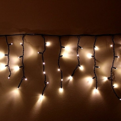 Светодиодная бахрома 5*0,7 черный провод каучук, Белая теплая Мерцающая