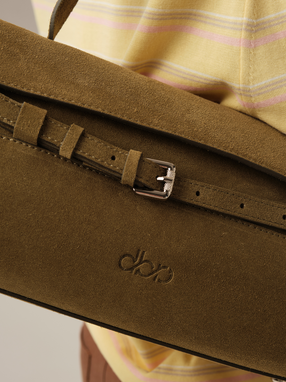 Замшевая сумка Rumi Long DBR 31408 белый мох