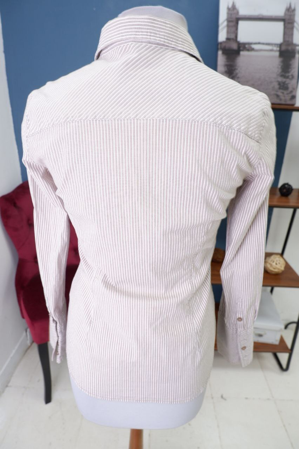 Рубашка  Colours полосатая 44 размер