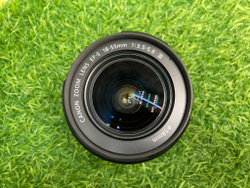 Canon 550D kit 18-55mm 3.5-5.6 III 9.000 кадров
