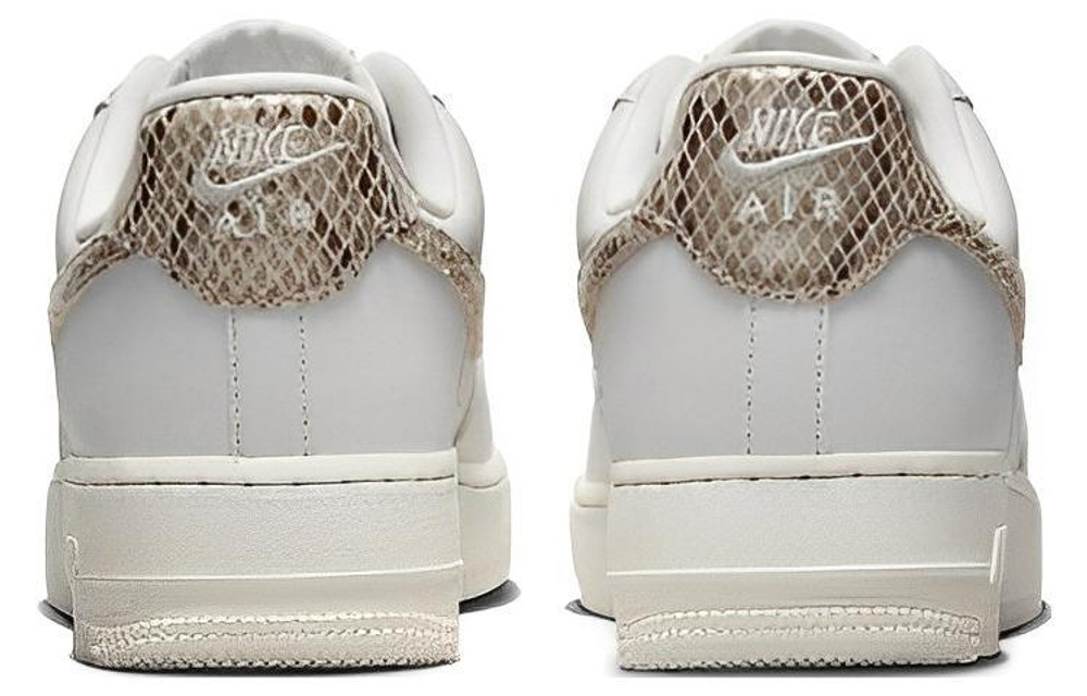 Кроссовки Nike Air Force 1 '07 (Женская размерная сетка)