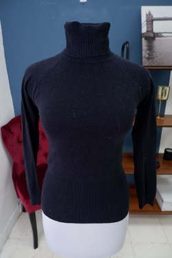 Свитер Mango базовый 44 размер