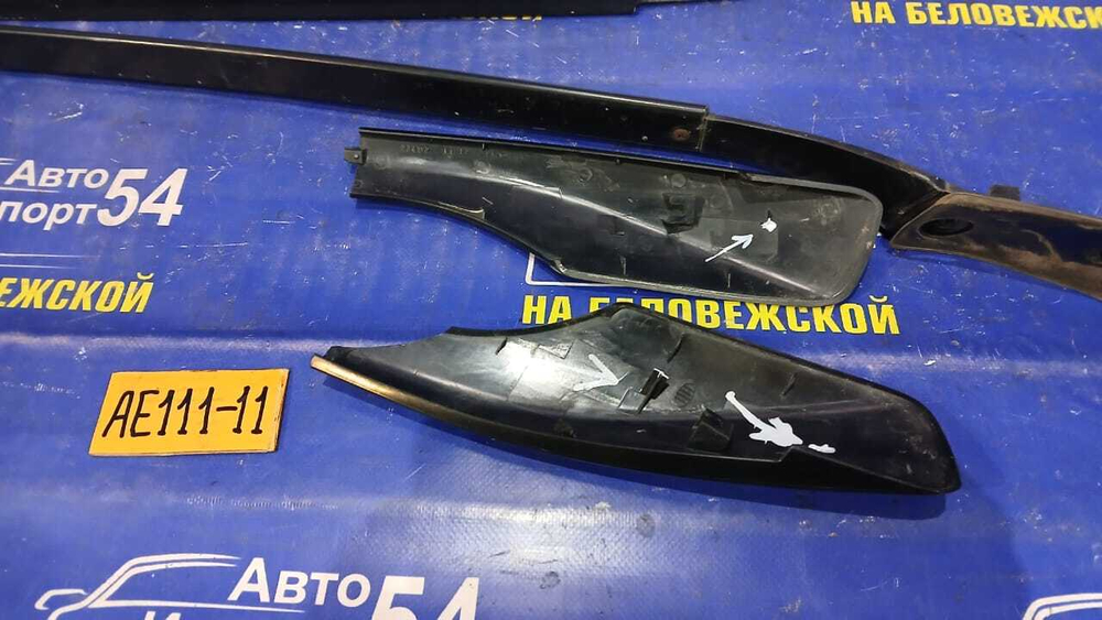 Рейлинг крыши правый TOYOTA SPACIO 1998