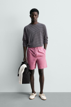 ZARA ШОРТЫ REGULAR FIT С ЭФФЕКТОМ ПОТЕРТОСТИ, РОЗОВЫЙ