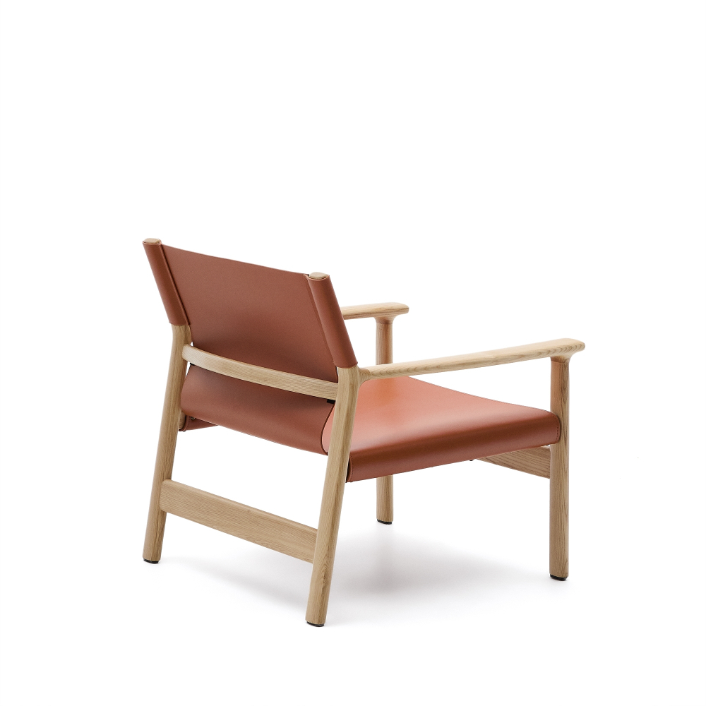 Кресло Jan из переработанной кожи светло-коричневого цвета и ясеня в натуральном цвете