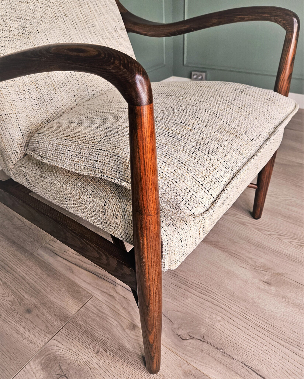 Кресло Finn Juhl Model45 RS217 Canvas