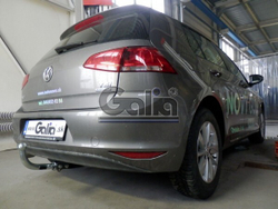 Фаркоп оцинкованный Galia A048A для Volkswagen Golf хетчбек 5 дв., Audi A3 хетчбек 3/5 дверей 2012- (паспорт и сертификат в комплекте)(без электрики)