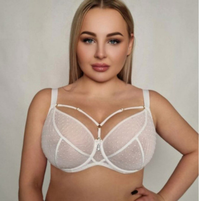 Бюстгальтер Мягкая чашка Белый горошек Прибалтика