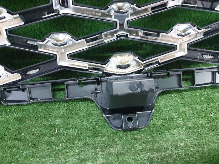 Решетка радиатора Omoda C5 (2022-н.в.)