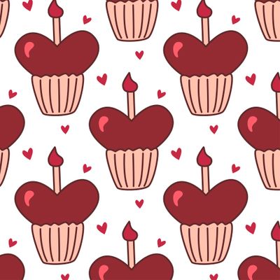 Пирожные в форме сердца со свечками