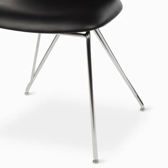 Обеденный стул Sundseat, черная экокожа, ножки хром