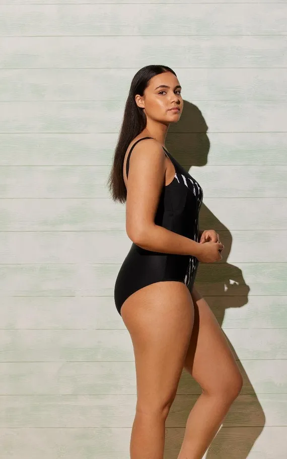 82230 Купальник сплошной