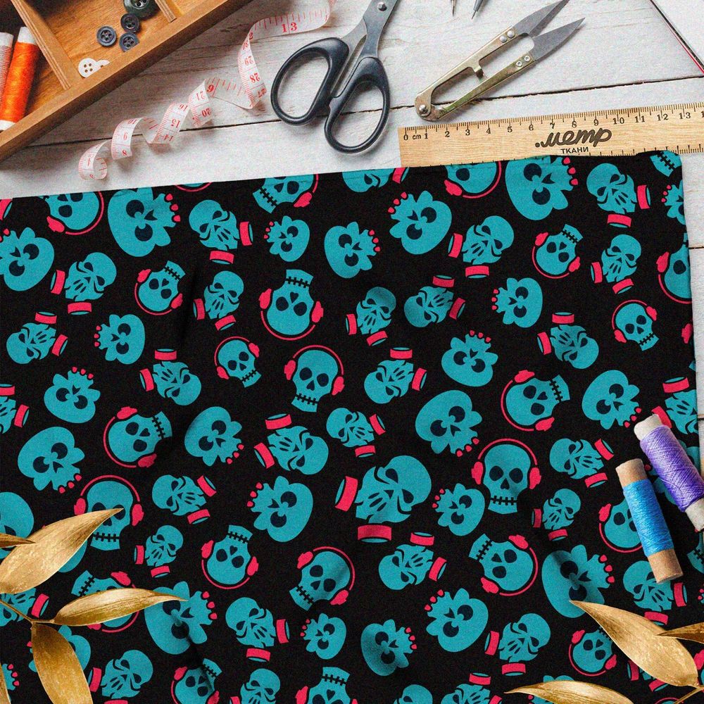Ткань габардин зелёные черепа в розовых наушниках и респираторах
