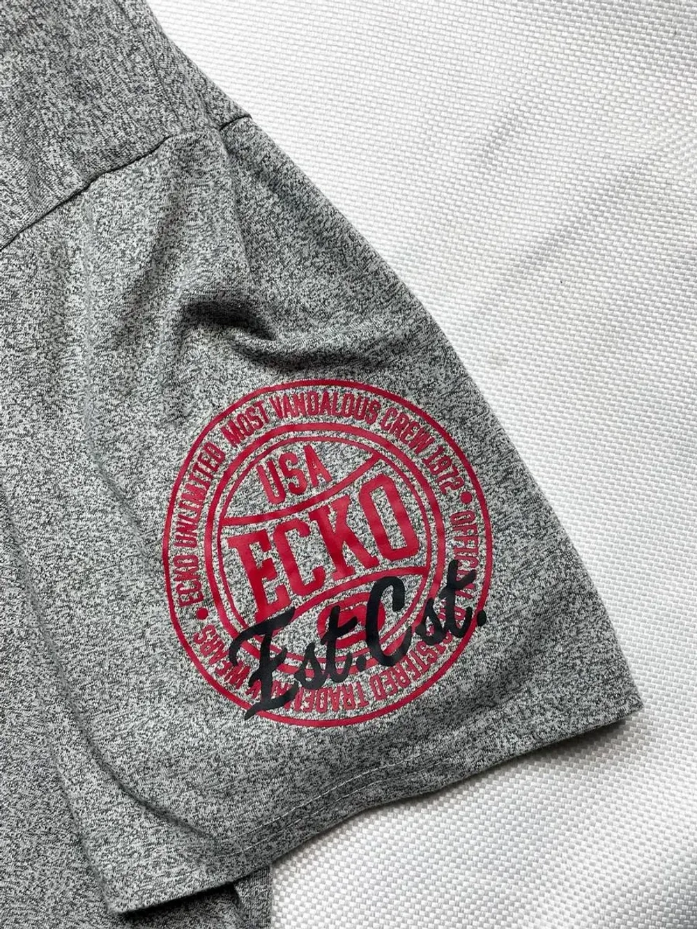 Футболка с капюшоном от Savitar G-Unit Tribal Emerica Fubu