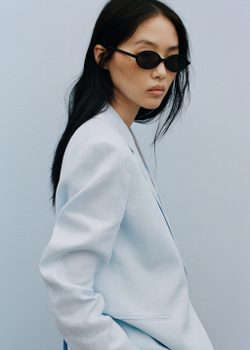 Костюмный блейзер изо льна