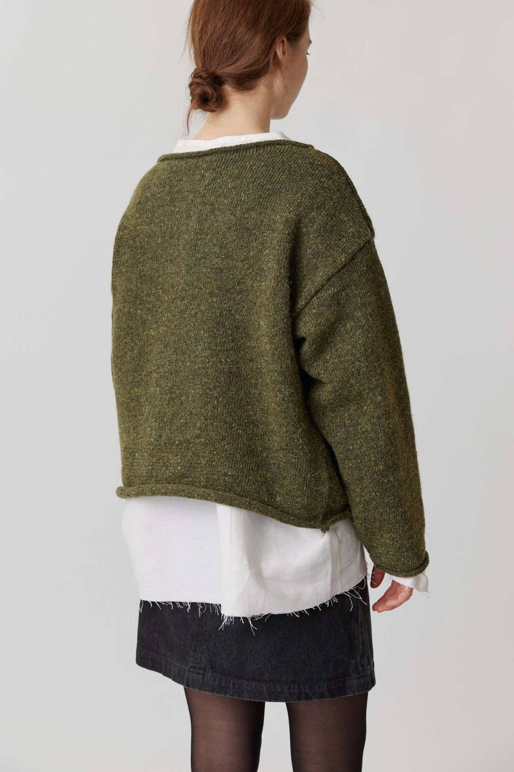 Рыбацкий свитер из шерсти цвета хаки