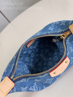 Louis Vuitton Hills Pochette