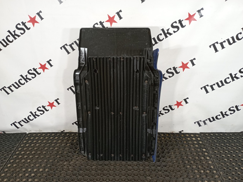 Крыло переднее левое задняя часть