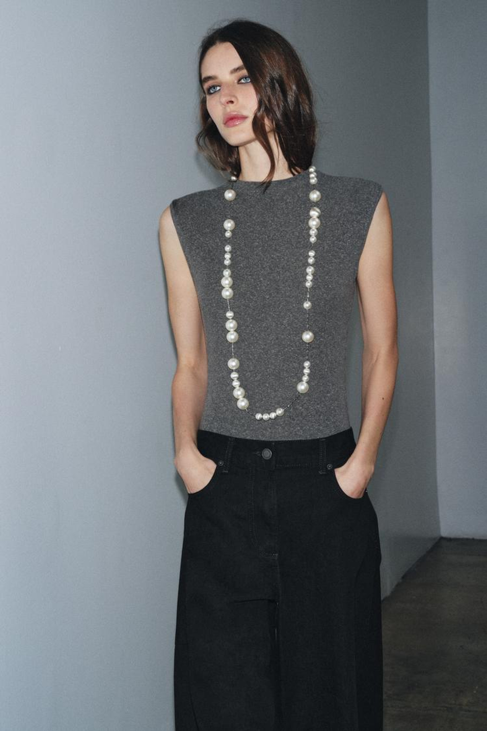 ZARA МЯГКОЕ БОДИ С ВОРОТНИКОМ-СТОЙКОЙ, ТЕМНО-СЕРЫЙ