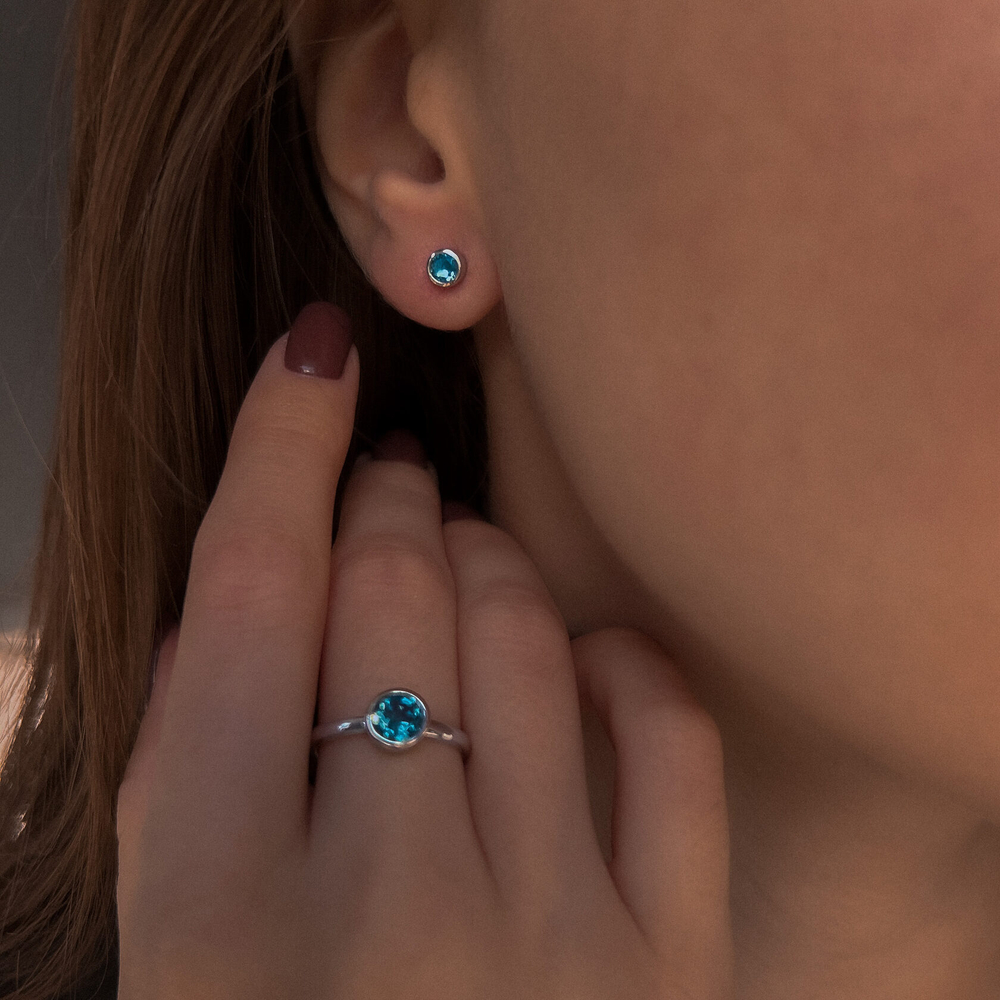 Серьги Point с Swiss топазом