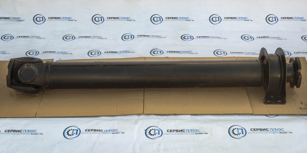 Карданный вал с подвесным L145 X3000 dz92189315145