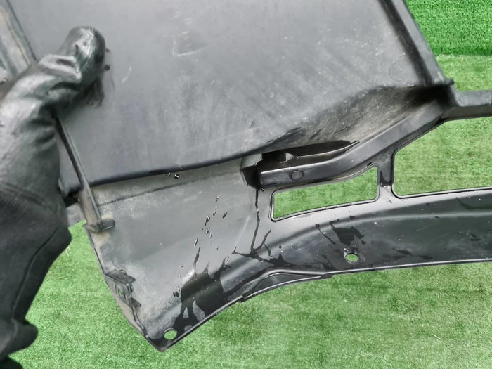 Кронштейн переднего бампера LH BMW 5er G30 (20-23)