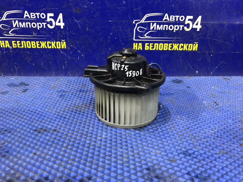 Моторчик печки TOYOTA FUNCARGO 1999-2005