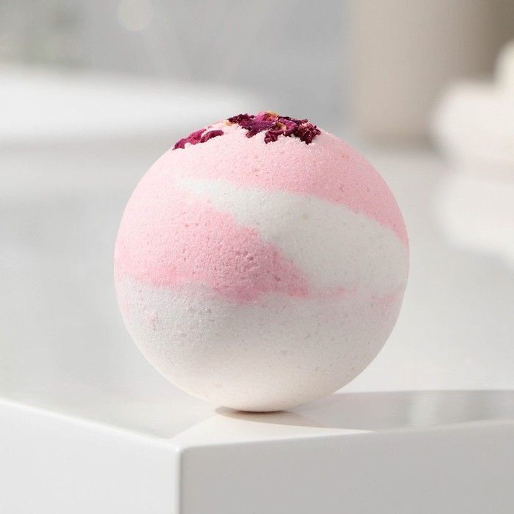 Бомбочка для ванны «Розовые розы» с лепестками розы - 130 гр.
