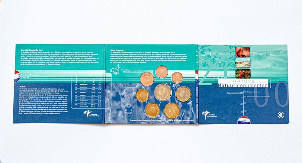 Netherlands 2000 Year Set – "Goede Doelen (Good Causes): Nature Monuments"