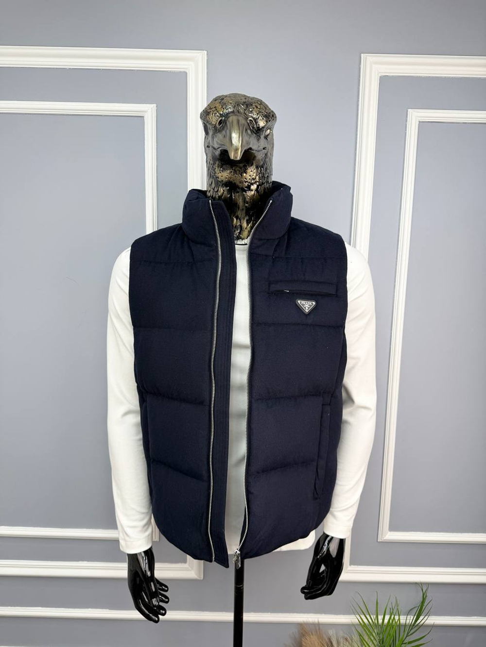 Безрукавка Prada