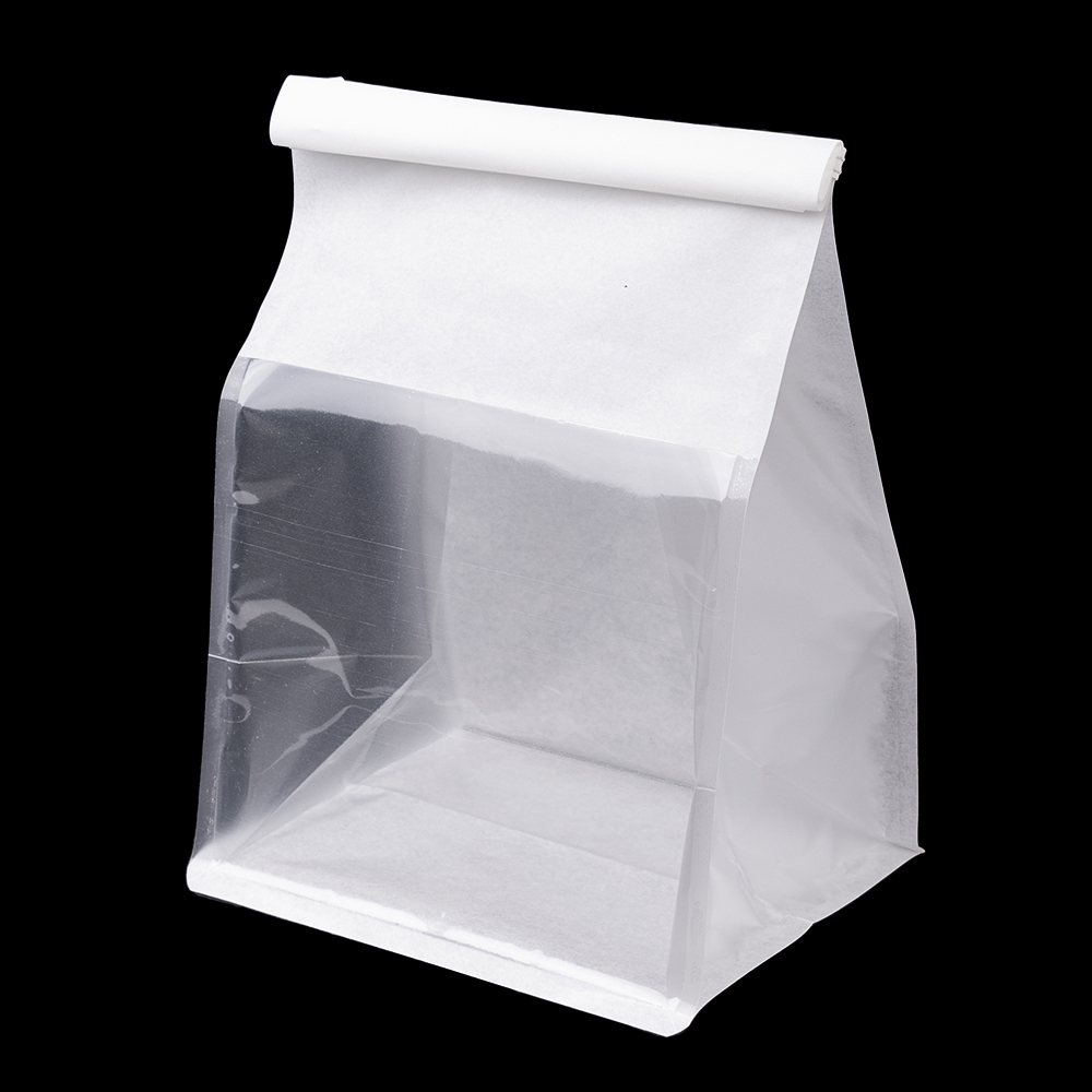 Пакет с прямоугольным дном 15*19*12 см с окном и зажимом, белый