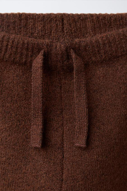 ZARA ТРИКОТАЖНЫЕ БРЮКИ-ДЖОГГЕРЫ С ВЫШИТЫМ УТЕНКОМ, КОРИЧНЕВЫЙ