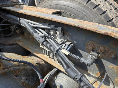 Кран уровня пола главный