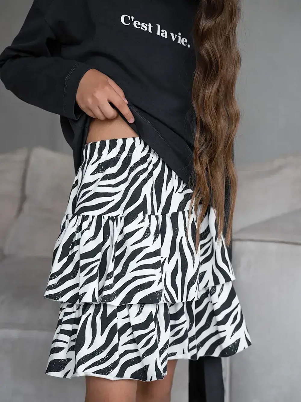 Летний костюм для девочки, лонгслив и юбка