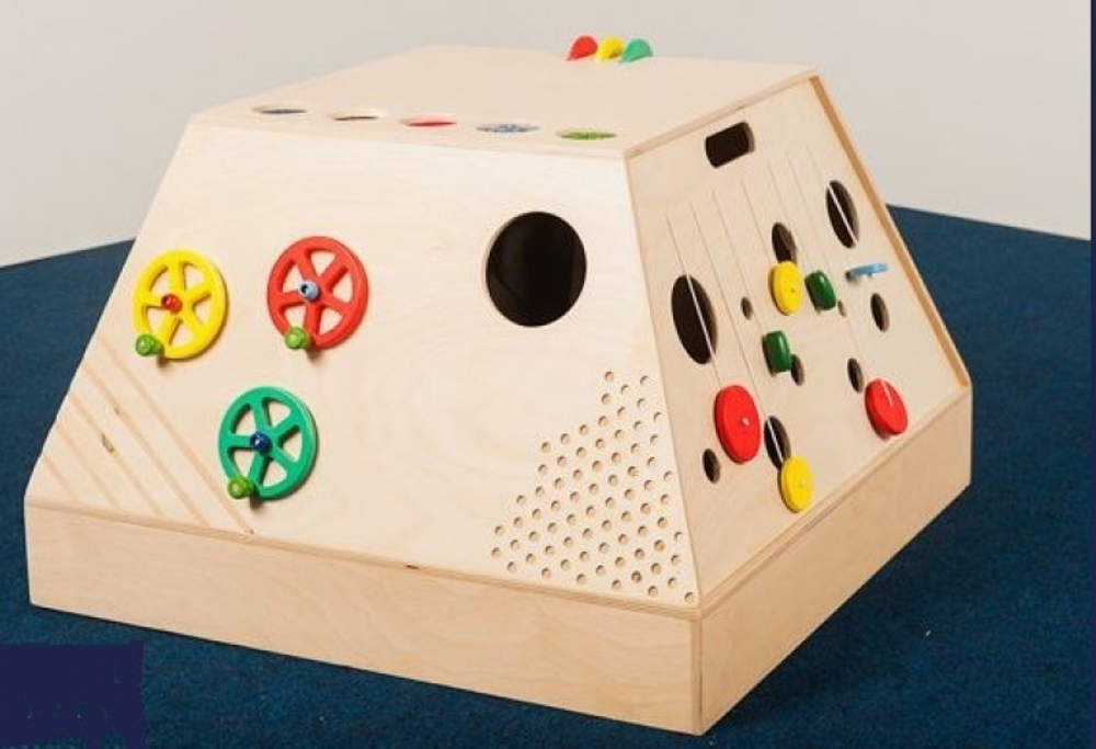 Тактильно-развивающий комплекс Пирамида