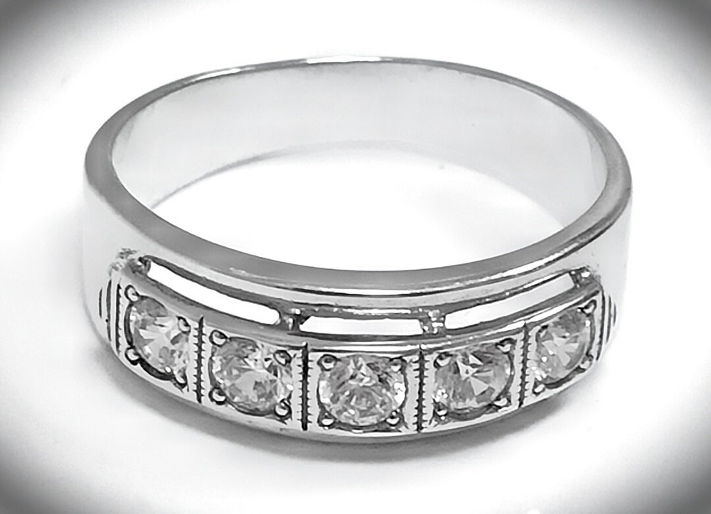 Ювелирное кольцо Эстерелла