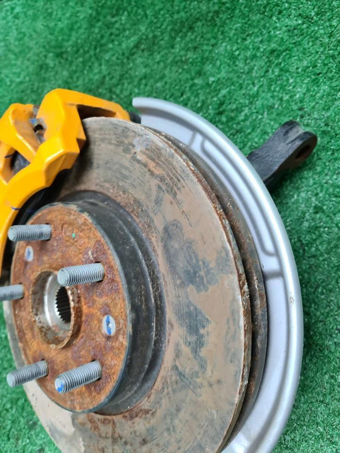 Кулак передний левый Changan Uni-T (2020-н.в.)