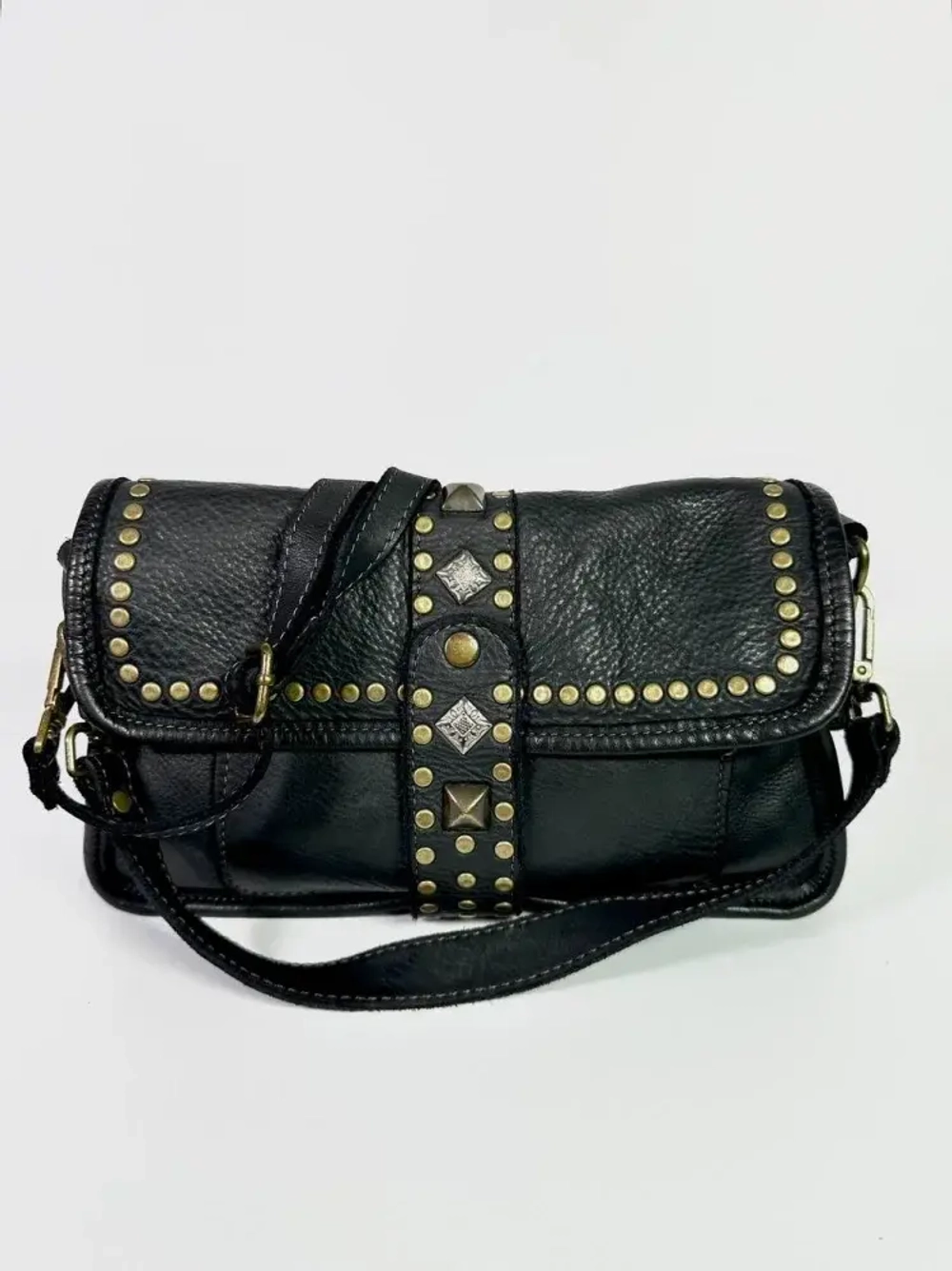 Женская сумка-клатч из натуральной кожи черного цвета