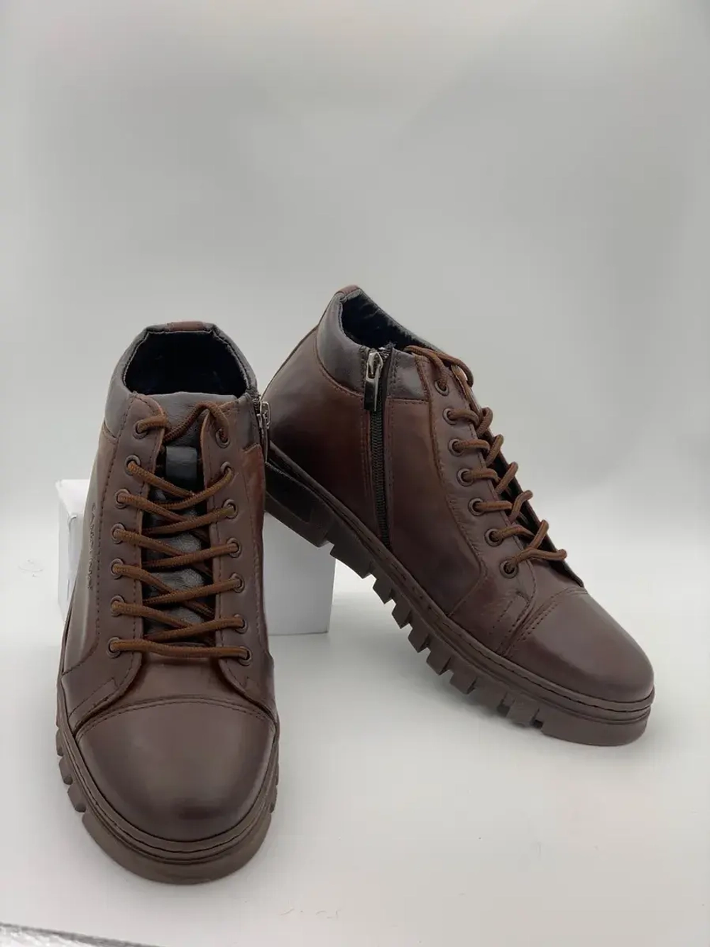 Ботинки из натуральной кожи и меха