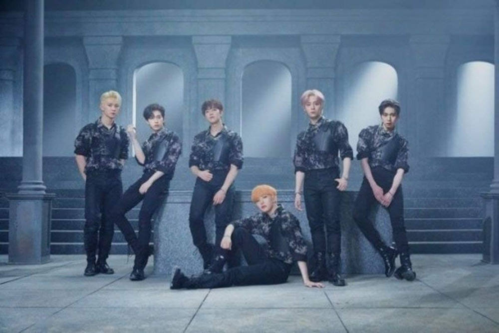 Альбом Oneus - Devil 1st Album GREEN Version